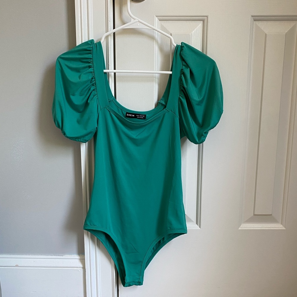 Shein green puff sleeve bodysuit